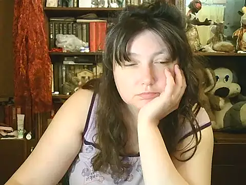 CarrieQPeach online show from 11/11/25, 08:36