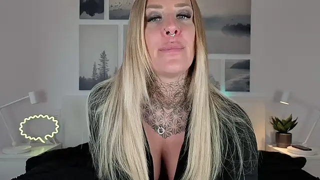 Lara-CumKitten online show from 02/20/25, 04:03