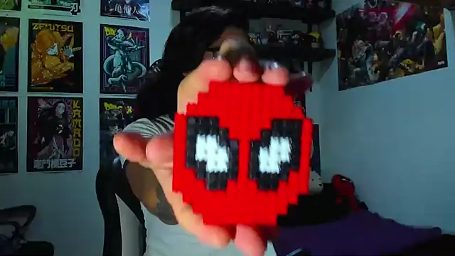 dariell smokesexx online show from 04/18/26, 04:15