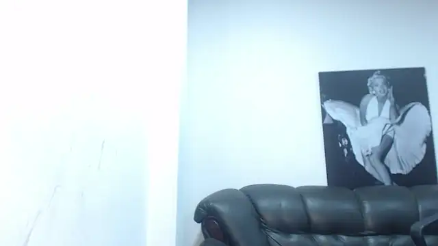 camilleDiaz16 online show from 09/27/25, 06:14