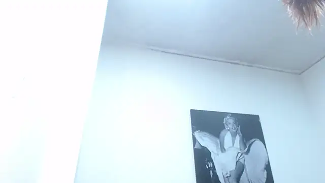 camilleDiaz16 online show from 01/09/26, 08:16