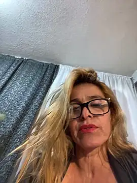 SahoryHorny online show from 12/17/25, 08:14