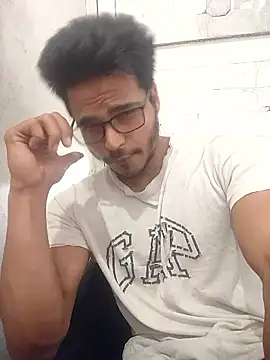 rounakhunk online show from 04/05/26, 06:42