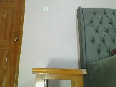 SilentQueen93 online show from 03/07/26, 04:01