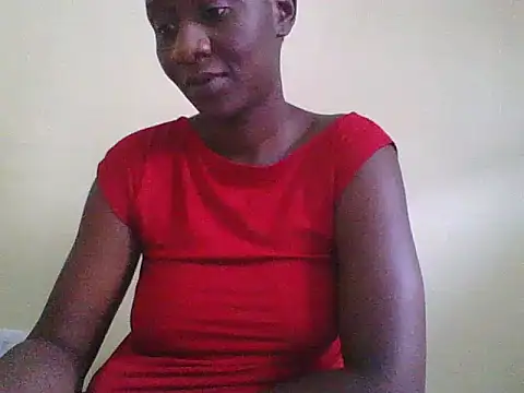 Snapshot of SilentQueen93 chatting on 06/29/26, 10:15 SilentQueen93 online show from 06/29/26, 10:15