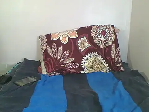 SilentQueen93 online show from 03/25/26, 08:46