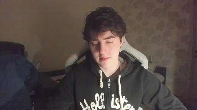 Knuckles17 online show from 04/27/26, 06:06