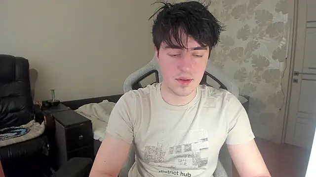 Knuckles17 online show from 03/27/26, 01:56