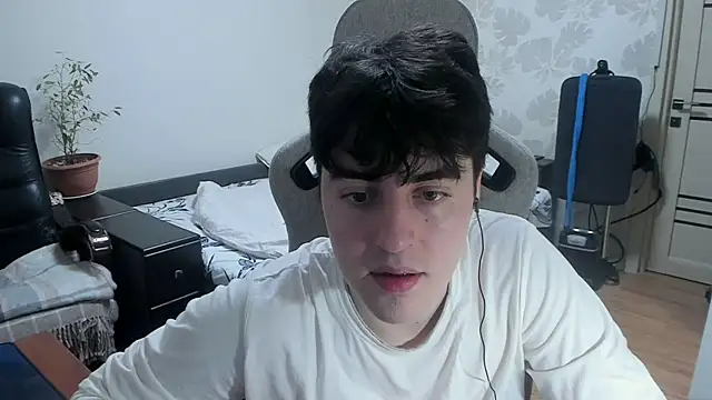 Knuckles17 online show from 12/20/25, 12:57