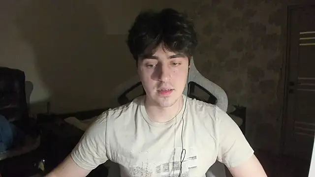 Knuckles17 online show from 03/28/26, 05:14