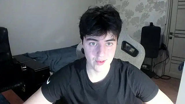 Knuckles17 online show from 02/06/26, 01:29