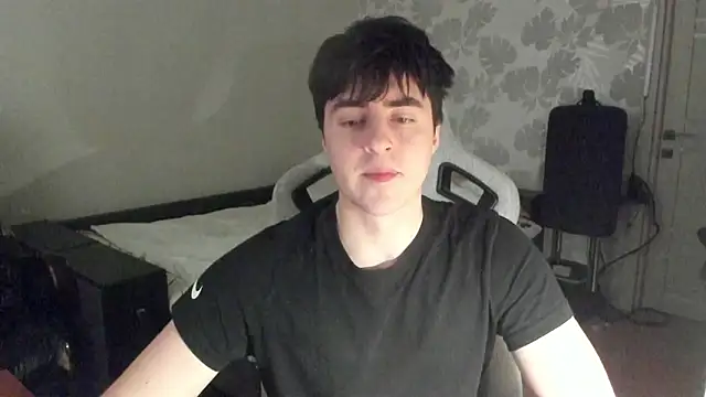 Knuckles17 online show from 02/11/26, 01:22