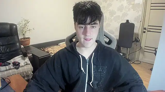 Knuckles17 online show from 12/02/25, 01:39