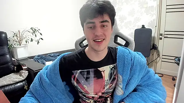 Knuckles17 online show from 02/16/26, 08:29