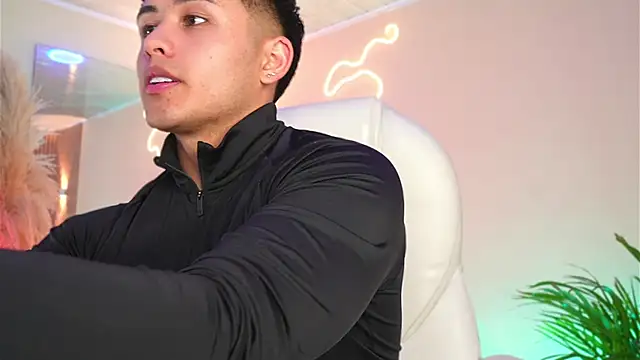 MatiasKorn online show from 04/16/26, 03:51