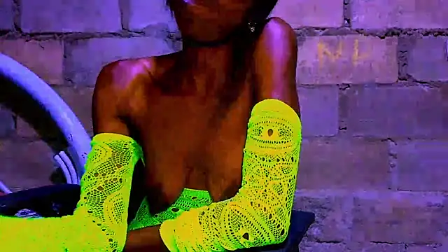 nzanizy online show from 11/16/25, 08:57