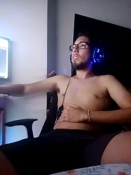 Mateusoliver7 online show from 04/08/26, 11:39