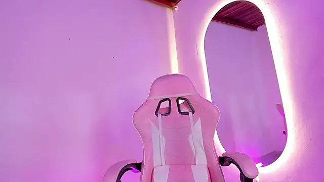  girl fernanda  online show from 10/19/25, 06:49