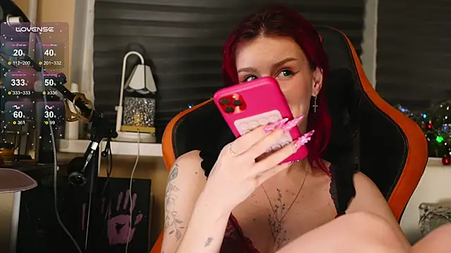 BlueCherryy online show from 12/18/25, 11:47