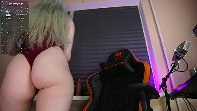 BlueCherryy online show from 01/22/25, 05:38