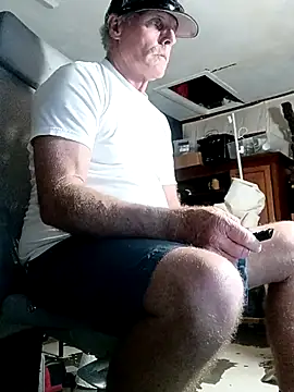 ColdVisitor online show from 04/11/26, 01:46