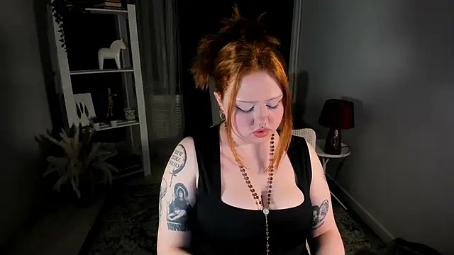 bitchofsun  online show from 11/19/25, 04:40