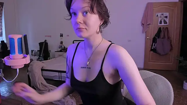Snapshot of cyber_whore_ chatting on 10/14/25, 11:55 cyber whore online show from 10/14/25, 11:55