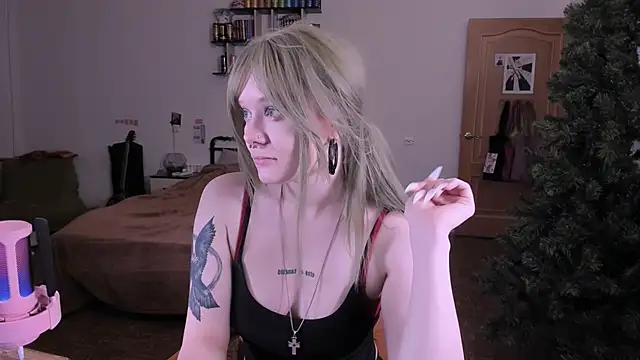 cyber whore  online show from 02/20/26, 03:58