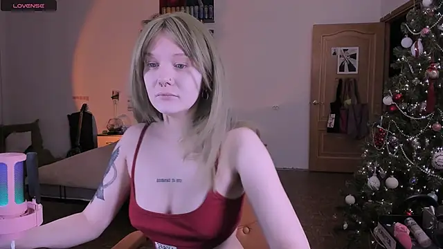 cyber whore  online show from 02/02/26, 04:17