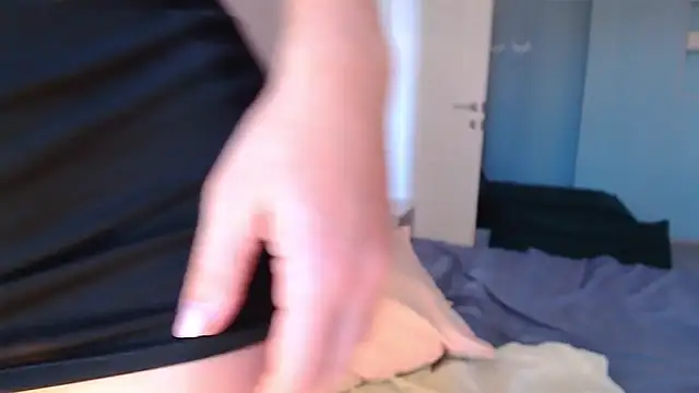 MissSiona online show from 04/08/26, 10:28