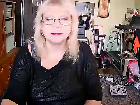 LOLA8888 online show from 09/27/25, 11:16