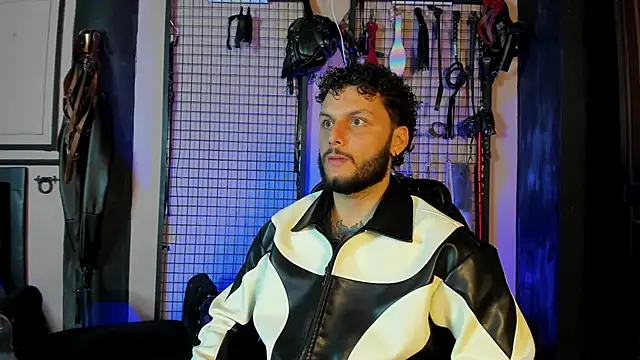 Twisted Fantasy online show from 03/19/26, 05:51