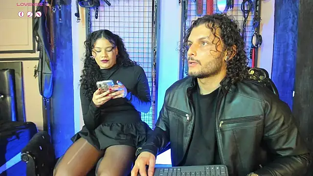 Snapshot of Twisted_Fantasy chatting on 10/01/25, 04:28 Twisted Fantasy online show from 10/01/25, 04:28