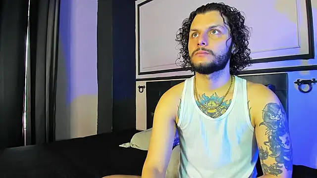 Snapshot of Twisted_Fantasy chatting on 02/26/25, 12:38 Twisted Fantasy online show from 02/26/25, 12:38