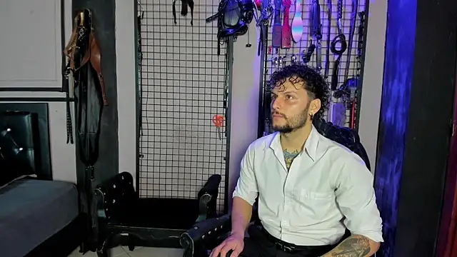 Twisted Fantasy online show from 04/14/26, 03:00