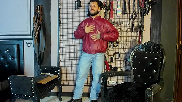 Twisted Fantasy online show from 03/17/26, 03:31