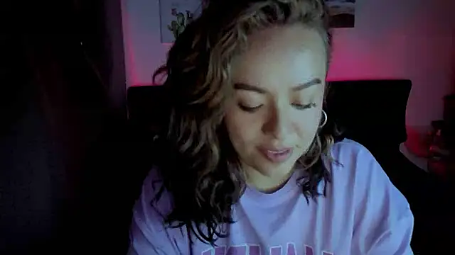 joan-star online show from 11/22/25, 10:03