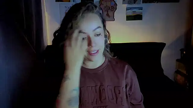 joan-star online show from 11/13/25, 10:08