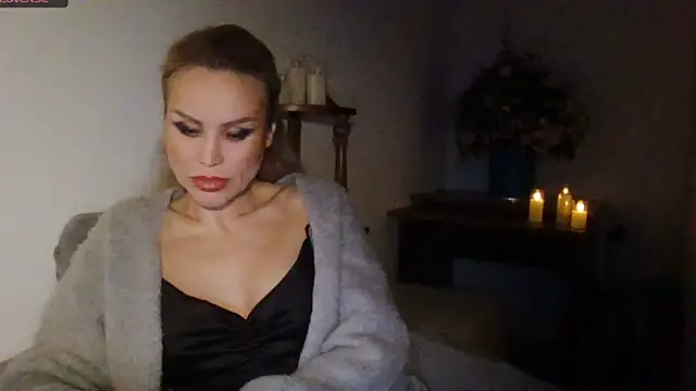 Snapshot of Radmila_Queen_ chatting on 12/03/24, 06:11 Radmila Queen online show from 12/03/24, 06:11