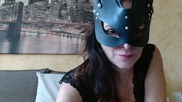 daniita online show from 11/30/25, 01:12