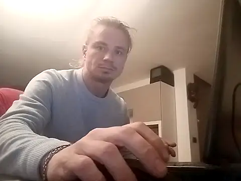 Snapshot of maciste26 chatting on 01/02/25, 11:27 maciste26 online show from 01/02/25, 11:27