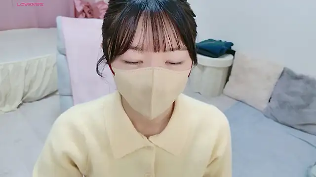 anchan  online show from 03/20/26, 04:24