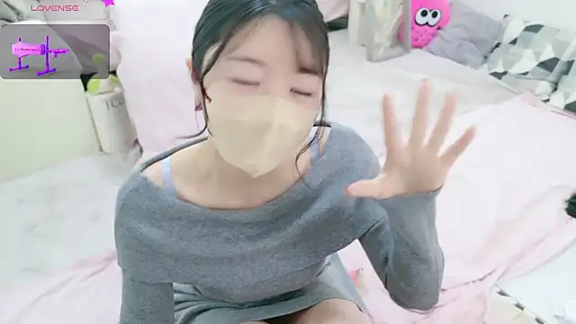 Snapshot of anchan_ chatting on 02/08/25, 04:25 anchan online show from 02/08/25, 04:25