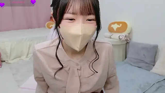 anchan  online show from 11/08/25, 01:47