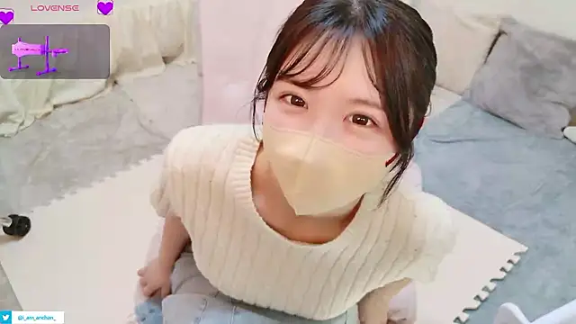 anchan  online show from 06/06/26, 01:38