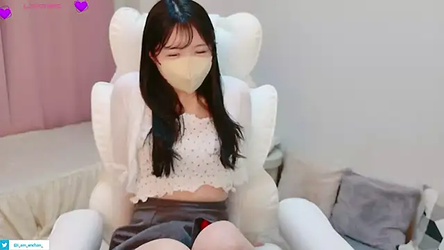 anchan  online show from 05/31/26, 03:12
