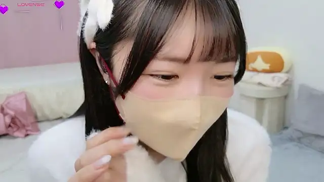 anchan  online show from 12/05/25, 01:21