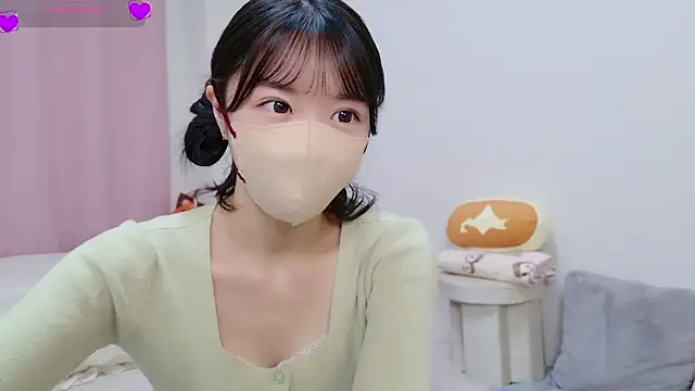 Snapshot of anchan_ chatting on 10/13/25, 01:02 anchan online show from 10/13/25, 01:02