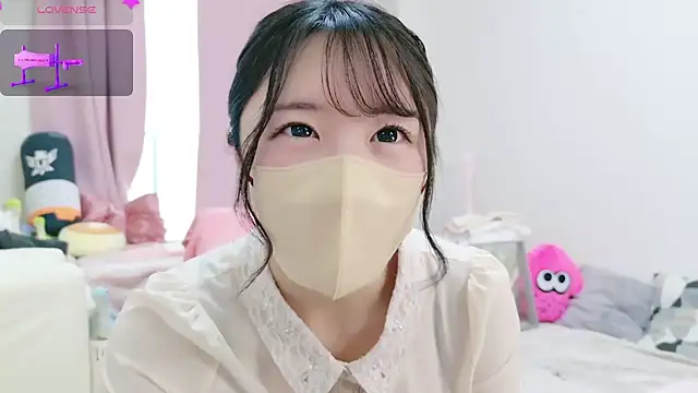 Snapshot of anchan_ chatting on 02/11/25, 04:22 anchan online show from 02/11/25, 04:22