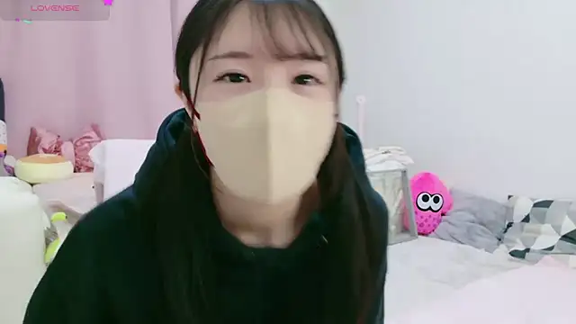 Snapshot of anchan_ chatting on 02/03/25, 12:57 anchan online show from 02/03/25, 12:57